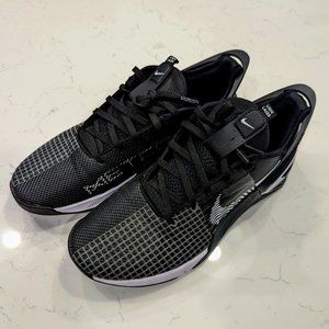 Nike Metcon 8 FlyEase Men's Easy On/Off Training Shoes